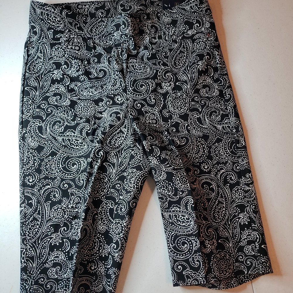 Bermuda Pull On Short